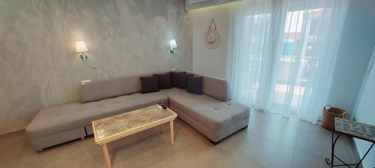 Promenada Nikiti Apartment Bagian luar foto